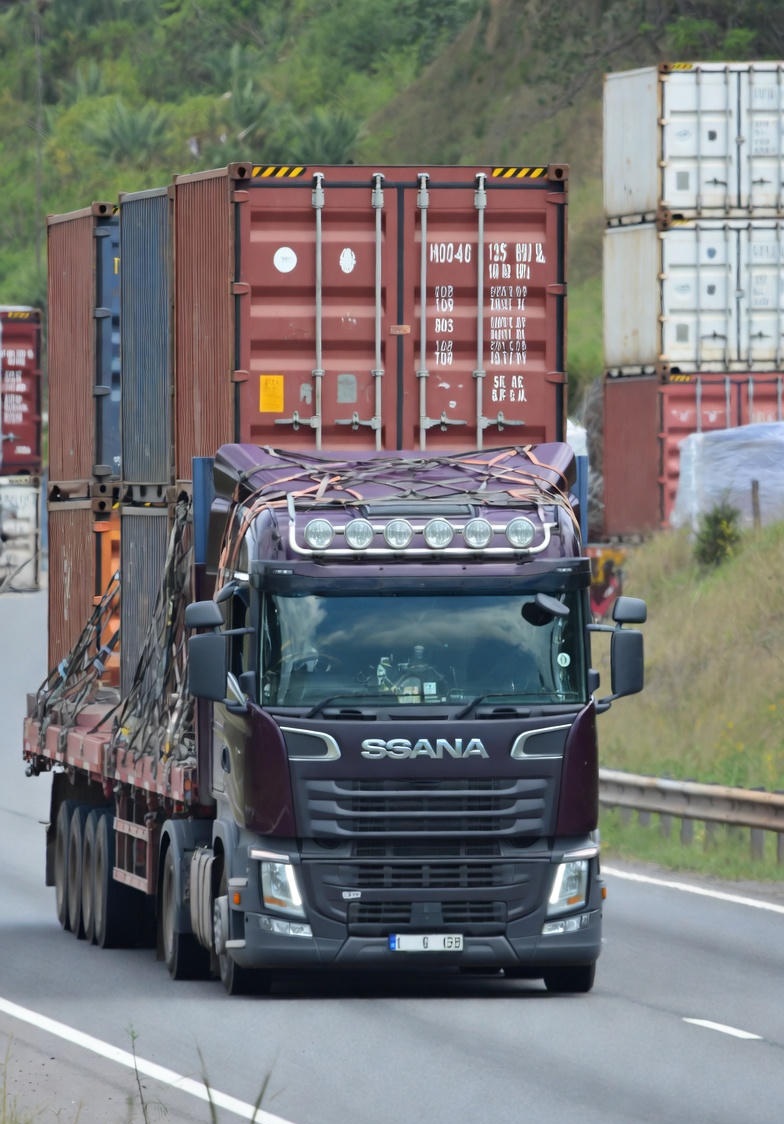 Heavy cargo transportation